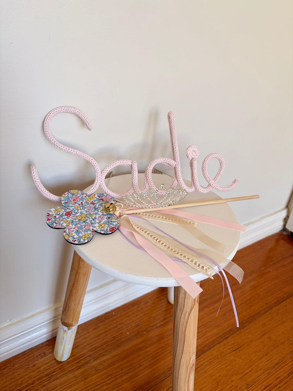 Knitted Wire Name Sign
